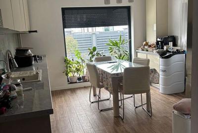 Casă cu 4 camere cu Teren 400 Mp în Cârcea - 1