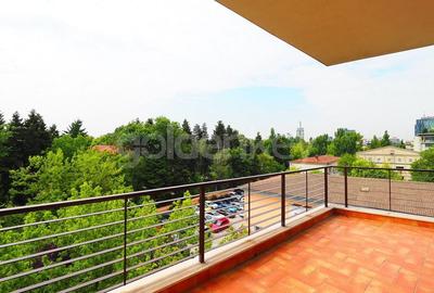 Apartament cu 4 camere si vedere panoramica - 1