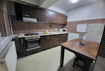 Apartament cu 2 camere decomandat în Tomis Nord - 4