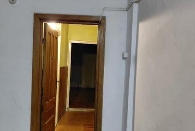 Apartament cu 3 camere decomandat în Central - 1