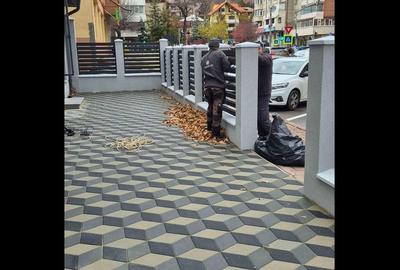 Spațiu comercial, de 250 mp, în Central - 12