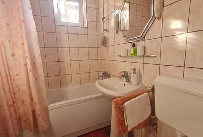 Apartament cu 3 camere decomandat, mobilat în Medicină - 11