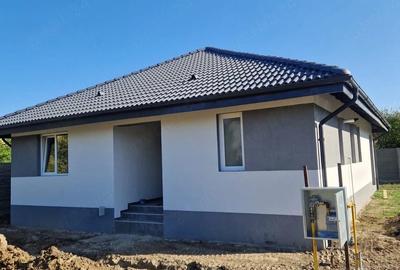 Casă cu Teren 656 Mp în Sânmihaiu Român - 5