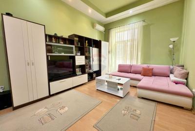 Apartament cu 2 camere semidecomandat, mobilat în Podgoria