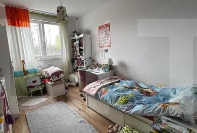 Apartament cu 3 camere decomandat în Lipovei - 8