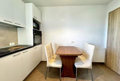 Apartament cu 2 camere decomandat în Tractorul - 6