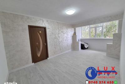 Apartament cu 2 camere semidecomandat în Babadag