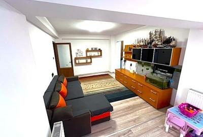 Apartament ETAJ 2 cu 3 camere complet renovat si utilat LA CHEIE Apartament ETAJ 2 cu 3 camere complet renovat si utilat LA CHEIE - 2