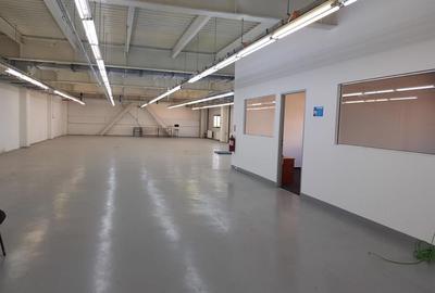 Spațiu comercial, de 1,000 mp, în Vest - 2