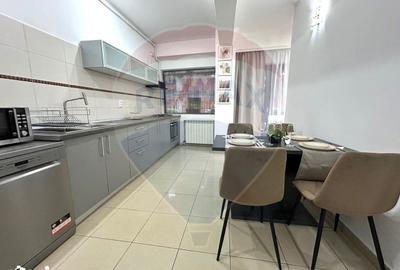 Apartament cu 3 camere semidecomandat, mobilat în Văcăresti - 12