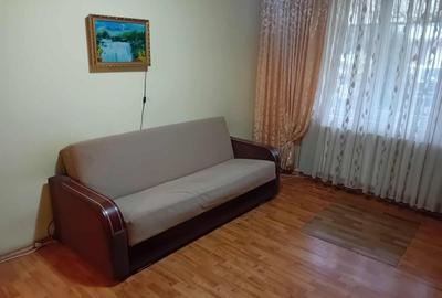 Apartament 2 Cam Centru B-dul. Dacia 45mp parter semirenovat centrala - 1