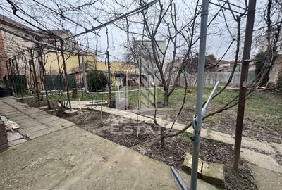 Casă individuală cu 3 camere în Spitalul Județean - 15