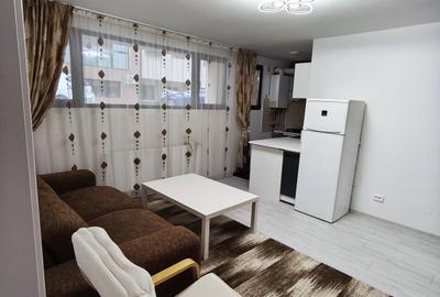 Apartament cu 2 camere semidecomandat în Roșu
