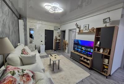 Apartament cu 3 camere decomandat în Km 5 - 10