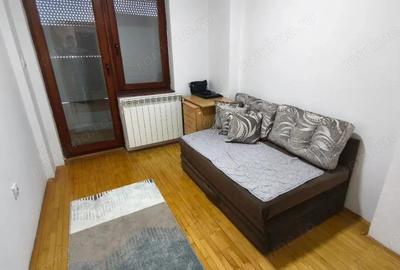Vanzare apartament de doua camere 13Septembrie - 4