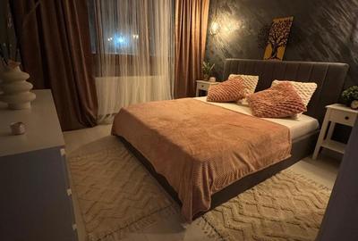 Vanzare Apartament 3 cam. cf.1 semid, et.3 din 4, totul nou la cheie, mob. si utllat, pe Cal. Galati - 20