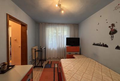 Apartament cu 3 camere semidecomandat în Central - 14