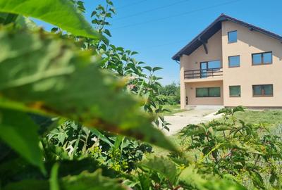 Casă individuală cu 5 camere în Exterior Nord