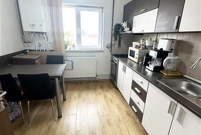 Apartament cu 3 camere semidecomandat, mobilat în Inel I - 9