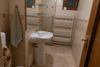 Apartament cu 4 camere decomandat în Tineretului - 9