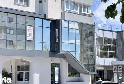 Spațiu comercial, de 200 mp, în Ultracentral - 8