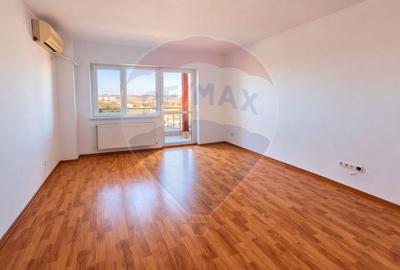 Apartament cu 3 camere semidecomandat în Sud - 7