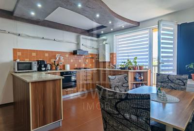 Apartament cu 3 camere decomandat în Hipodrom 2 - 4