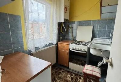 Garsonieră decomandată în Central - 7