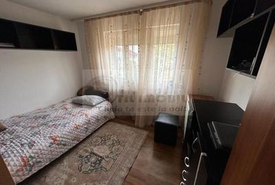 Ap 4 camere decomandat 2 bai 79mp Nicolina-Frumoasa 145,000 € - 2