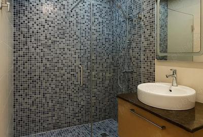 Vand apartament 2 camere in Micalaca et. 7 8 pe umbra - 1