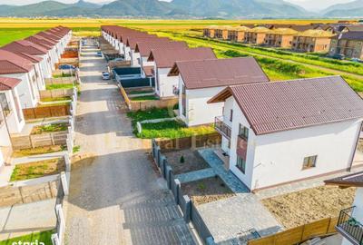 Casă cu 4 camere cu Canalizare în Tărlungeni - 8
