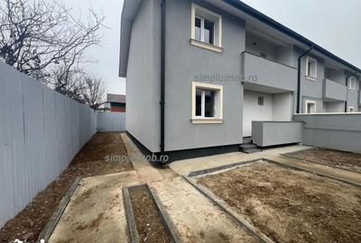 Casă cu 4 camere cu Canalizare în Central - 11