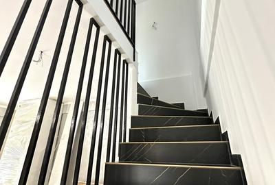 Duplex cu 4 camere cu Canalizare în Păcurari - 9