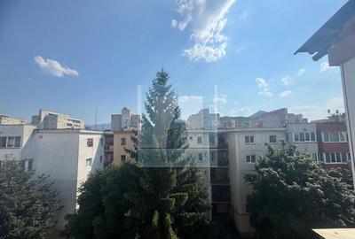 Apartament 2 camere decomandat - zona Scriitorilor