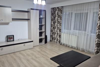Apartament cu 3 camere decomandat în Central - 8