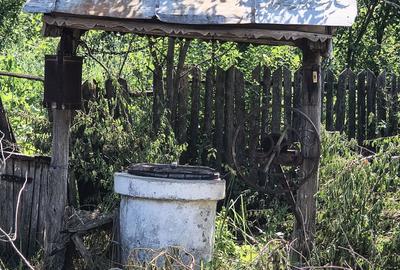 Casă cu 4 camere în Croitori
