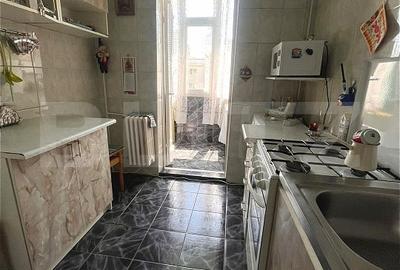 Apartament cu 2 camere decomandat, mobilat în Alexandru cel Bun - 4
