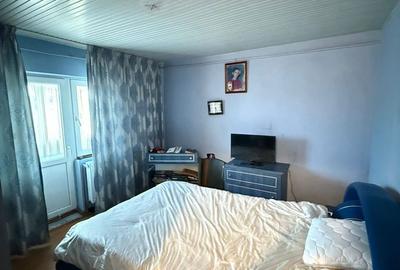 Apartament cu 3 camere decomandat în Calea București - 4