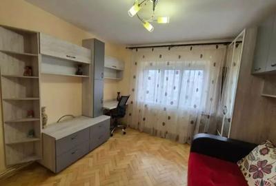 Apartament cu 3 camere decomandat în Cug - 2