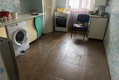 Apartament 4 camere , zona cetrala - Teatru Focsani ,123 mp - 17