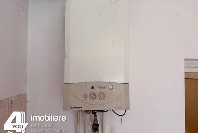 Casă cu 3 camere cu Teren 2114 Mp în Central - 12