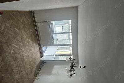 Apartament cu 2 camere semidecomandat în Brazda lui Novac - 3