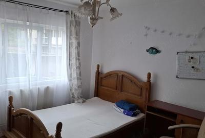 Apartament cu 3 camere decomandat în Lipovei - 8