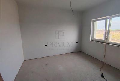 Duplex pe plan - zona Plopi - toate utilitatile - 6