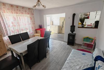Casa cu magazin comuna Barghis - 3