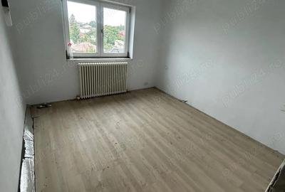 De vanzare 4 camere, etaj intermediar, zona Piata Mare, 59.500 euro - 5