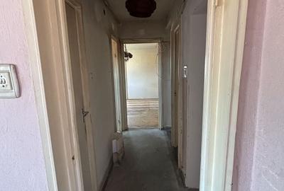 Apartament cu 3 camere în Central - 14