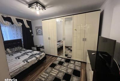 Apartament cu 4 camere în Central - 1