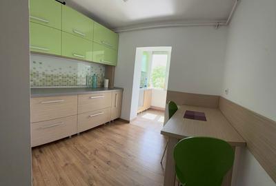 Apartament cu 3 camere decomandat în Lipovei - 2