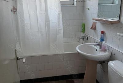 Apartament cu 3 camere decomandat în 1 Mai - 4